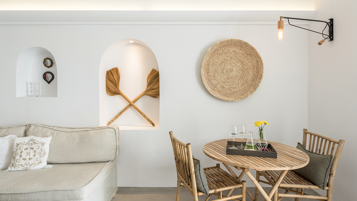 Honeymoon Suite with Outdoor Jacuzzi